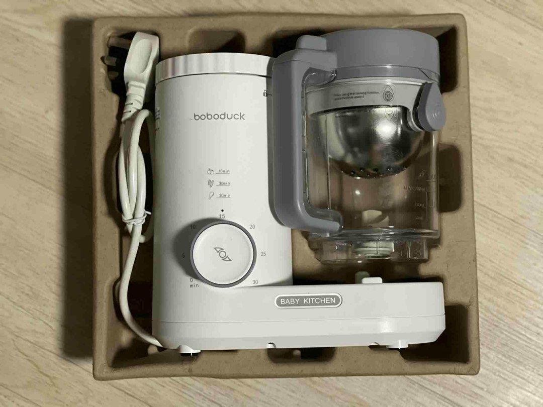 Boboduck Baby Food Processor Steamer Blender (Category: Weaning & Toddler Feeding) located in Manila. Submitted by nemo_15 (Listing ID 1453665238, Image 1). Description: - Boboduck Baby Food Processor - Steams and blends food for your baby - Built-in timer with settings up to 30 minutes - Comes with the original packaging - Perfect for making fresh, homemade baby food.