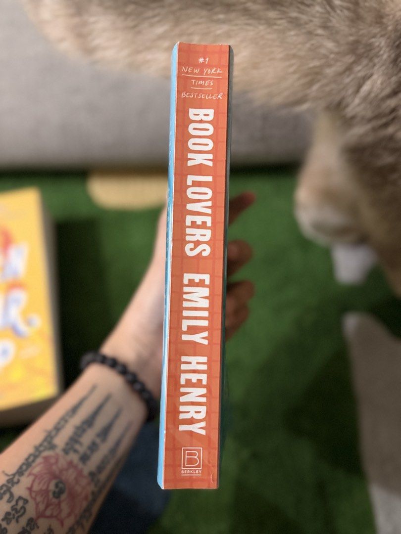 Book Lovers - Emily Henry (Category: Storybooks) located in Manila. Submitted by andyreads_ (Listing ID 1453786379, Image 2). Description: never been use. need space. can do meet up. .