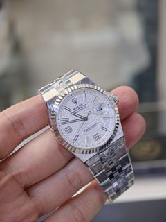 （分類：）位於 。 由 hongkonggoldenpalace 提交（商品編號 1453777543，圖片 1）。簡介： 。