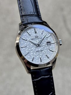 (Category: ) located in . Submitted by hour_boutique (Listing ID 1453733812, Image 1). Description: .
