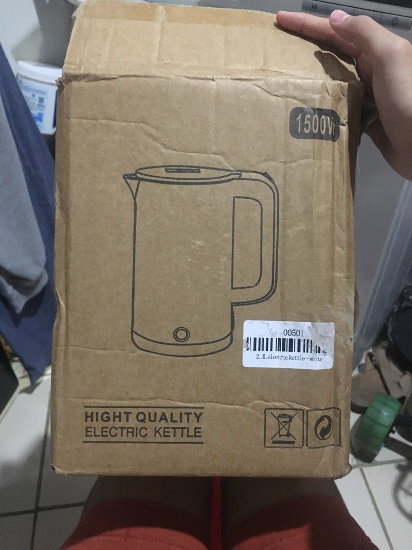 Brand New (unused) Electric Kettle (Category: Other Kitchenware & Tableware) located in Manila. Submitted by reign_1606 (Listing ID 1453657861, Image 2). Description: Matagal nang nakatambak. Never used. Price is negotiable. Open for meet up around Salcedo or via SDD. .