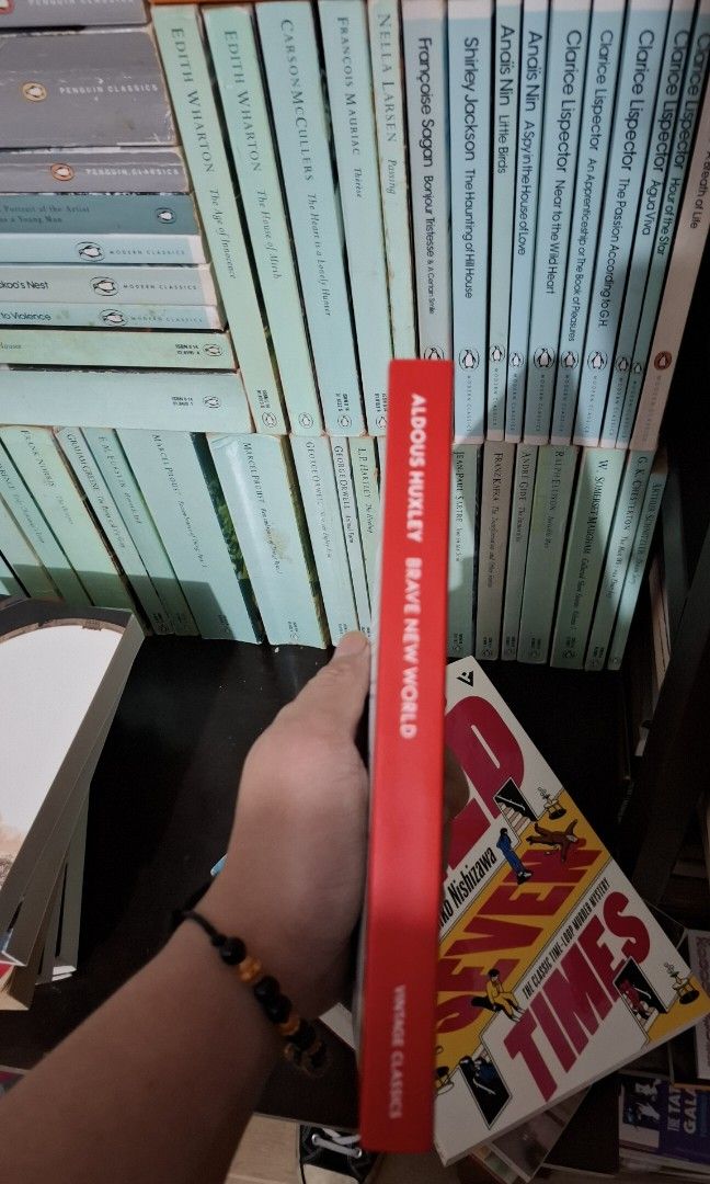 Brave New World by Aldous Huxley (Category: Storybooks) located in Tarlac. Submitted by kasalanan.mo.to.inio.asano (Listing ID 1453768657, Image 2). Description: .