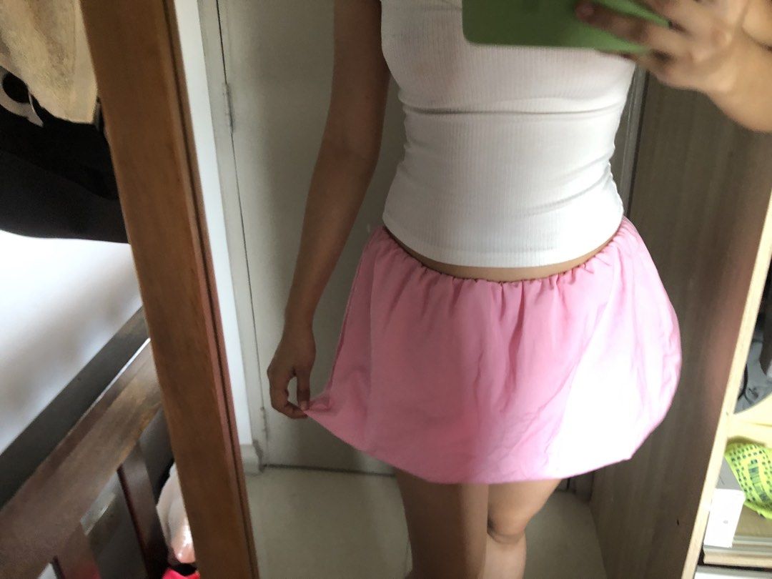 BSCO pink bubble skirt (Category: Skirts) located in Manila. Submitted by labrhinth (Listing ID 1453624515, Image 2). Description: Never used Size: Small .