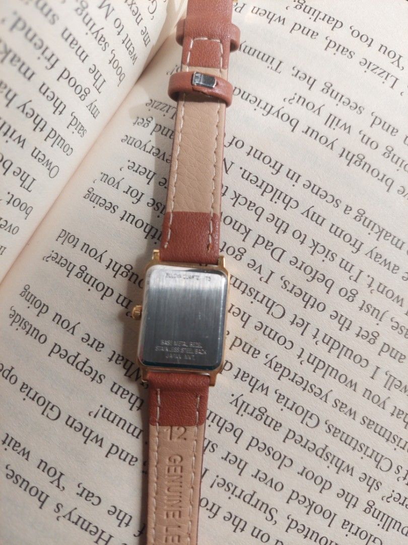Bulova quartz vintage watch (Category: Women's Watches) located in Surallah. Submitted by whimsytime (Listing ID 1453630307, Image 2). Description: Negotionable!! Bulova quartz Japan movement Replaced strap pm for more photos.