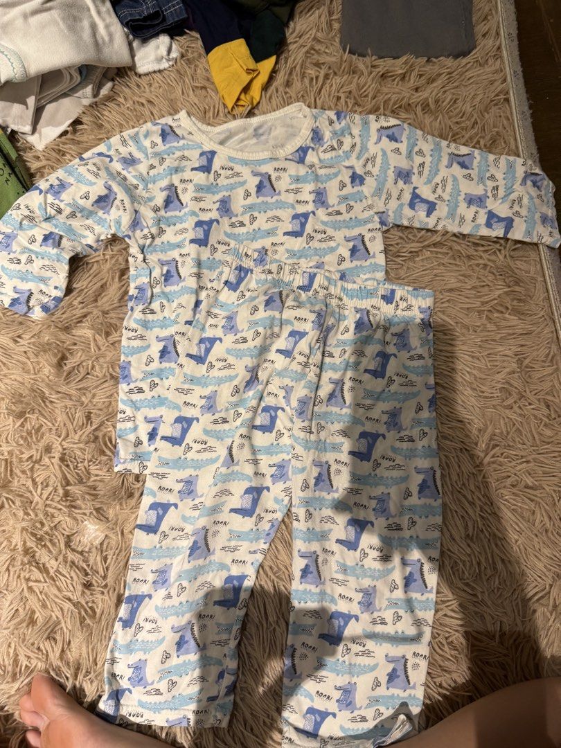 BUNDLE PAJAMA for boys 1-2years old (Category: Babies & Kids Fashion) located in Makati City. Submitted by rockandraw (Listing ID 1453812427, Image 3). Description: - Brand: Baa Baa Sheepz - Material: Super soft bamboo (95% Viscose, 5% Elastane) - Size: 1 (fits 12-18 months) - Design: Adorable sheep and moon print - Benefits: Great for sensitive skin, ensures comfortable sleep.