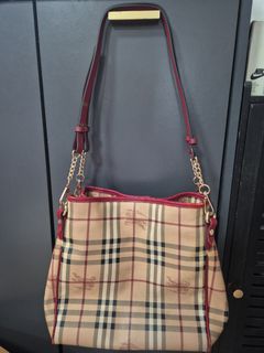 (Category: ) located in . Submitted by fromywardrobe (Listing ID 1453634030, Image 1). Description: .