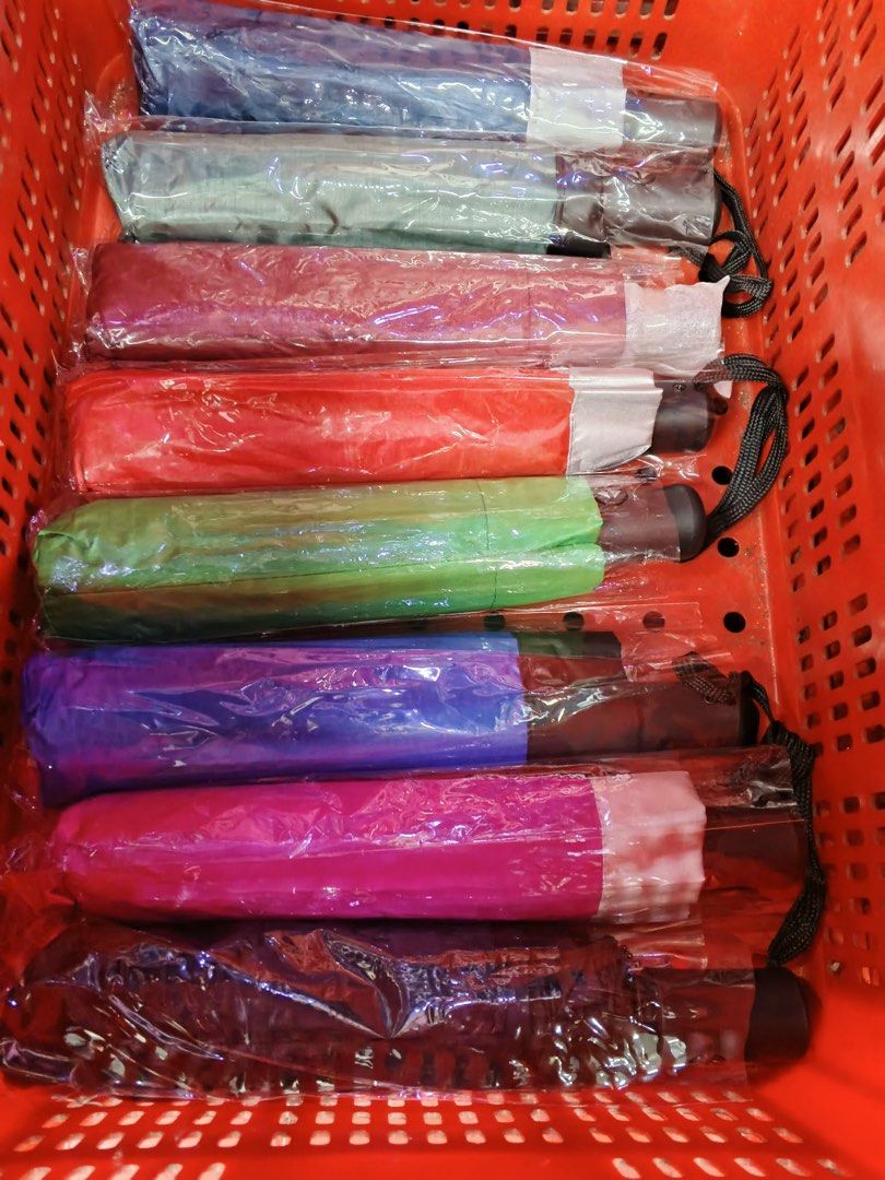 Compact Automatic Folding Umbrella - Assorted Colors (Category: Umbrellas) located in Quezon City. Submitted by sjlaguatan (Listing ID 1453780302, Image 1). Description: - Compact and portable, folds small to fit in any bag. - Features convenient automatic open and close button. - Comes with a protective sleeve for storage. - Available in a variety of colors: blue, grey, purple, red, green, dark blue, pink, and black. - Ideal for unexpected rain 