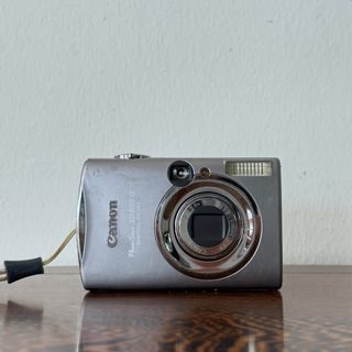 (Category: ) located in . Submitted by 23.cameras_ (Listing ID 1453716827, Image 1). Description: .