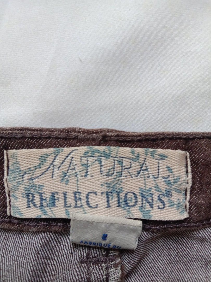Cargo Pants Natural Reflections Brown Denim Y2k Pants (Category: Jeans) located in Binalonan. Submitted by threadsandthingsph.gem (Listing ID 1453734897, Image 3). Description: Streetwear Find 🔥 Natural Reflections Brown Cargo Pants 🔥 Rare brown cargo denim with flap pockets. Comfy and versatile for daily or y2k fits. Fits: Best fit: M. Waist 28". Mid-rise. Check measurements below. Details: - Brand/Size/Origin: Natural Reflections | Size: 8 = 