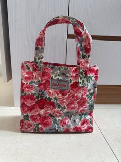 （分類：）位於 。 由 daffyleelee 提交（商品編號 1453641908，圖片 1）。簡介： 。