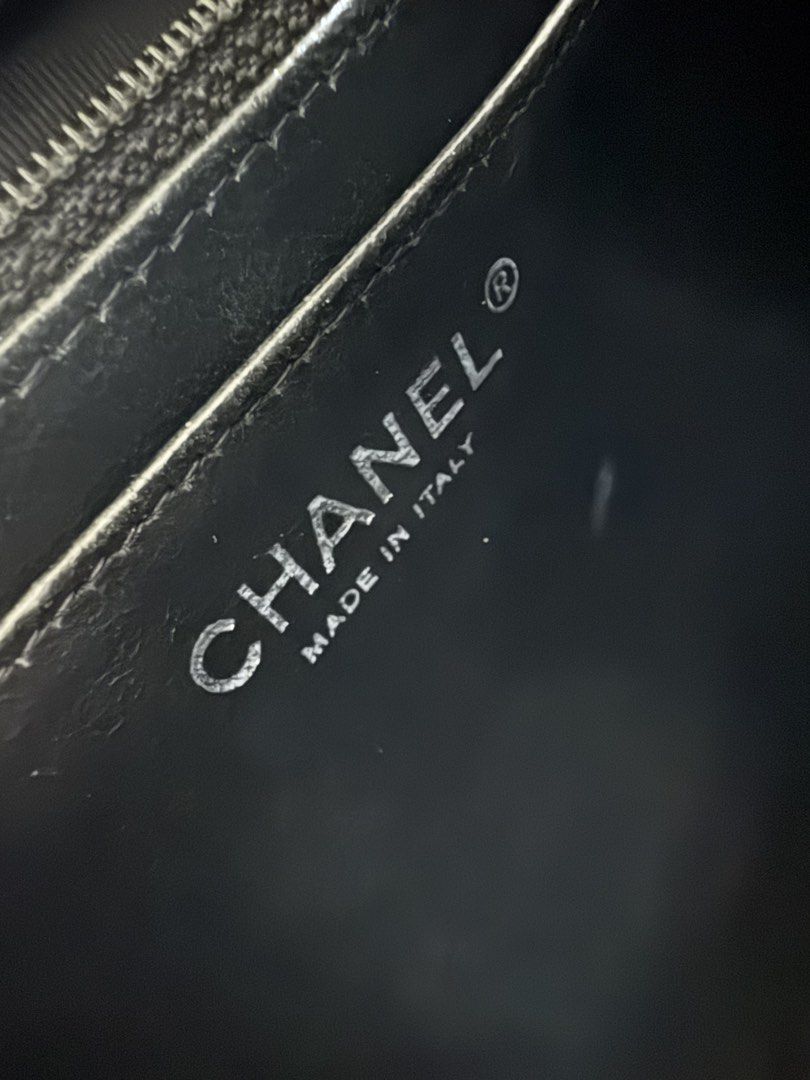 Chanel Maxi Flap Bag Black Caviar Leather (Category: Luxury Bags & Wallets) located in Manila. Submitted by adp2021 (Listing ID 1453695861, Image 3). Description: - Classic Maxi Chanel flap bag in black caviar leather. - Excellent Condition - Complete, Authenticity card, holo, booklet, dust bag - Guaranteed Authentic SERIOUS BUYERS ONLY!.