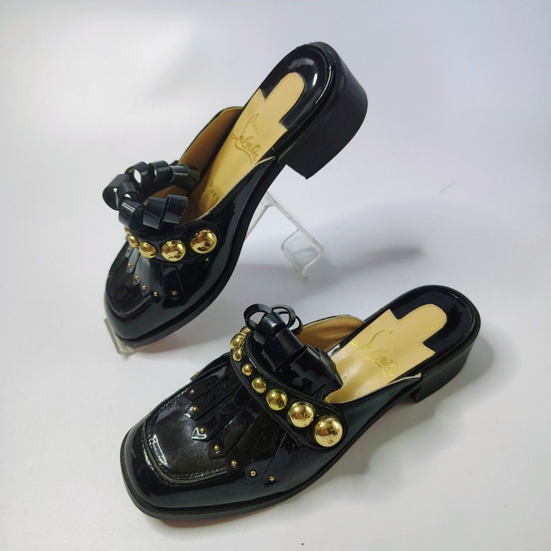 Christian louboutin mule loafers (Category: Loafers) located in San Carlos. Submitted by fashiondesancarlos05 (Listing ID 1453640577, Image 3). Description: .