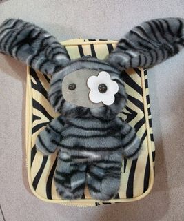 (Category: ) located in . Submitted by metalogue (Listing ID 1453785791, Image 1). Description: .