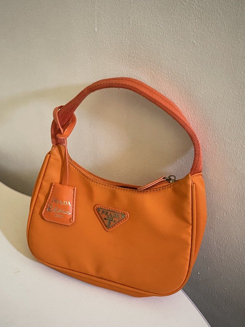 Clementine mini prada bag (Category: Shoulder Bags) located in Taguig. Submitted by declutterwithtally (Listing ID 1453714503, Image 3). Description: With box .