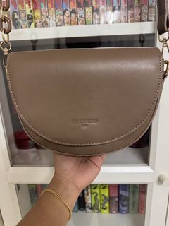 (Category: ) located in . Submitted by sya_preloved90 (Listing ID 1453767970, Image 1). Description: .