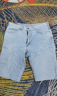(Category: ) located in . Submitted by thrift_ni_sir (Listing ID 1453773276, Image 1). Description: .