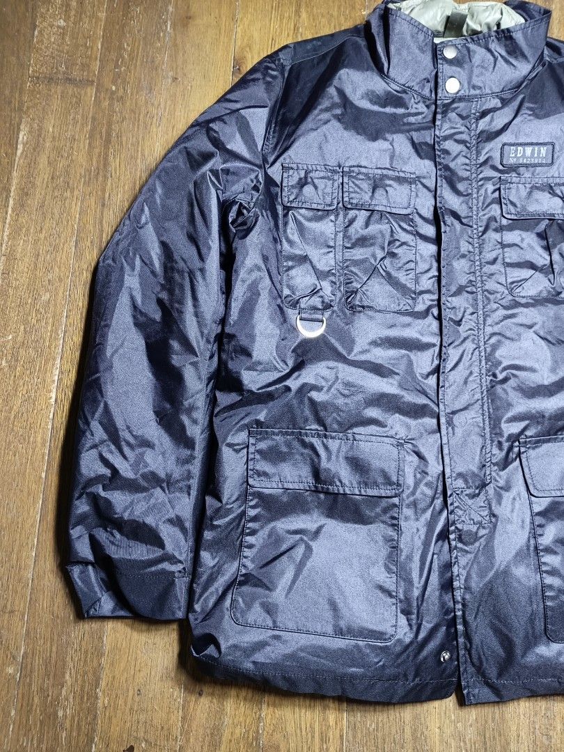 EDWIN winter feather puffer jacket large mens (Category: Coats, Jackets and Outerwear) located in Mandaluyong City. Submitted by heatgear (Listing ID 1453780240, Image 2). Description: - EDWIN utility jacket - Multiple front pockets for storage - Unique D-ring detail on left chest pocket - Stylish stand-up collar dimension L 30 w 22 S 25 1459 + sf location mandaluyong willing to meet up as long as it's near my area .