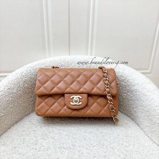 (Category: ) located in . Submitted by brands_lover (Listing ID 1430834216, Image 1). Description: .