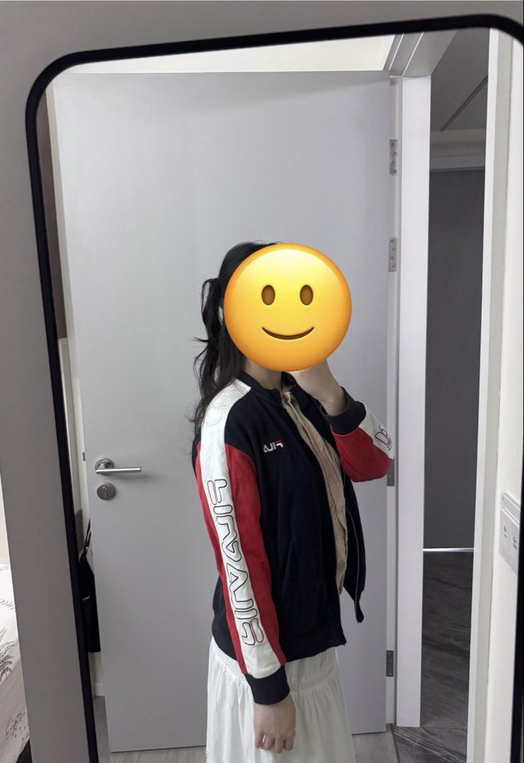 File Jacket (Category: Coats, Jackets and Outerwear) located in Singapore. Submitted by puretree.0bbc58 (Listing ID 1453798340, Image 3). Description: .