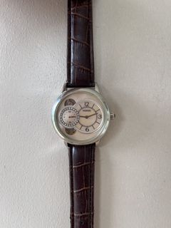 (Category: ) located in . Submitted by gelvintage (Listing ID 1453733300, Image 1). Description: .