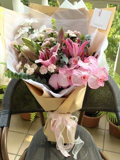 (Category: ) located in . Submitted by gentlebreezeflorals (Listing ID 1453760857, Image 1). Description: .