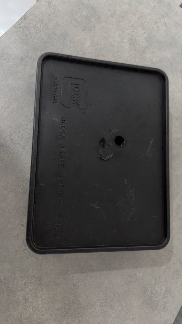 Glock Tupperware pistol case (Category: Briefcases) located in Muntinlupa City. Submitted by daimler (Listing ID 1453720787, Image 3). Description: Rare first gen /early gen 2 glock Tupperware case 8k 09176258168.