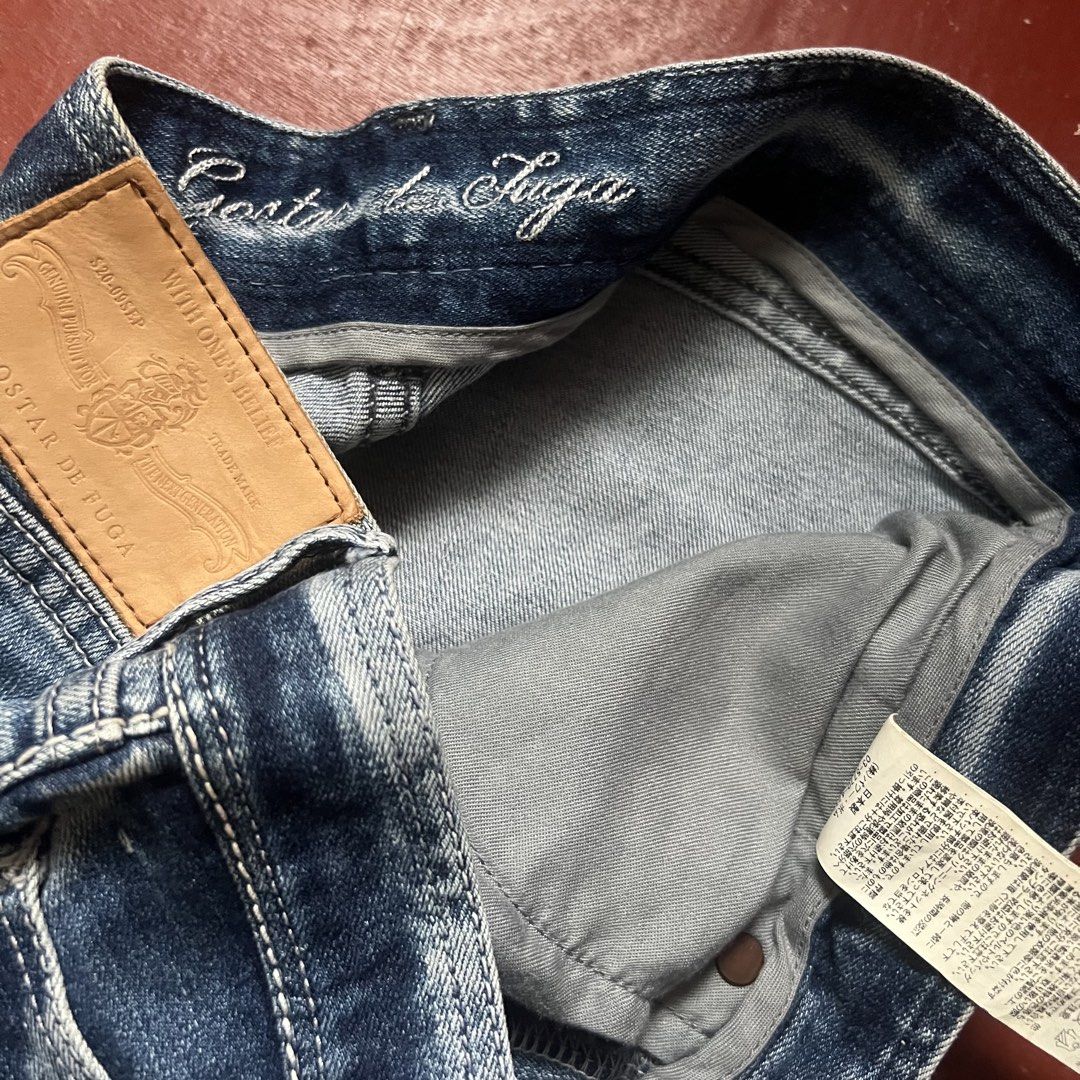 Goster de Fuga (Category: Jeans) located in Lucena. Submitted by netnyahyo (Listing ID 1453715502, Image 3). Description: Goster De Fuga destroyed distressed size 30 length 39 thighs 8.5 knee 5 leg op 4.