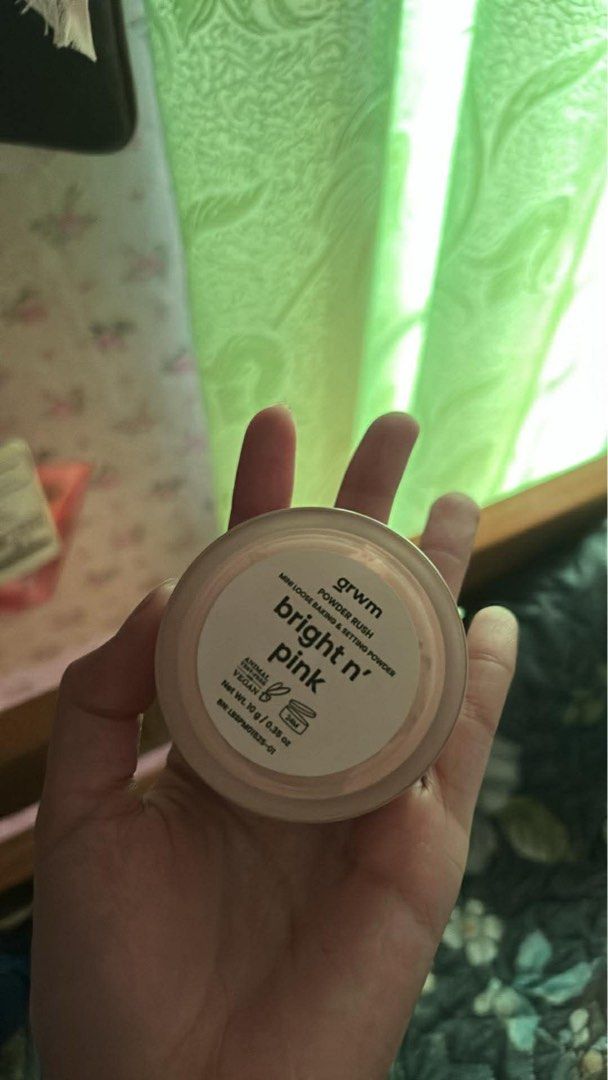GRWM Cosmetics Mini Powder Rush - Bright n' Pink (Category: Makeup) located in Pasig City. Submitted by khiarha (Listing ID 1453680719, Image 1). Description: - GRWM Cosmetics Mini Powder Rush - Shade: Bright n' Pink - Type: Loose baking and setting powder - Benefits: Blurring, mattifying, lightweight - Use: Ideal for setting makeup - Finish: Smooth - Size: Mini, perfect for travel or trial.