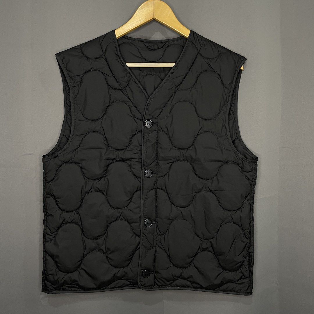H&M Quilted Vest Black (Category: Vests) located in Manila. Submitted by saintjohnn (Listing ID 1453741320, Image 2). Description: .
