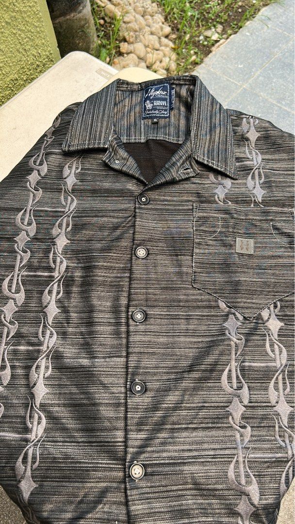 hooligans polo (Category: Tshirts & Polo Shirts ) located in Cavite. Submitted by mr.gb4h (Listing ID 1453795614, Image 2). Description: size xl boxy.