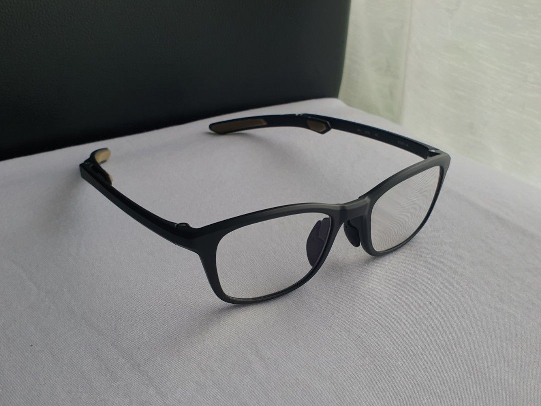 I-Athlete Sports Eyeglass Frame (Category: Sunglasses & Eyewear) located in Quezon City. Submitted by WasalakTwo (Listing ID 1453738829, Image 2). Description: Bought in Japan Good as new 19,800¥ SRP Durable and high quality Excellent condition Lens are graded, but replaceable Open for delivery nationwide Front Width 14cm Front Height 4.1cm.