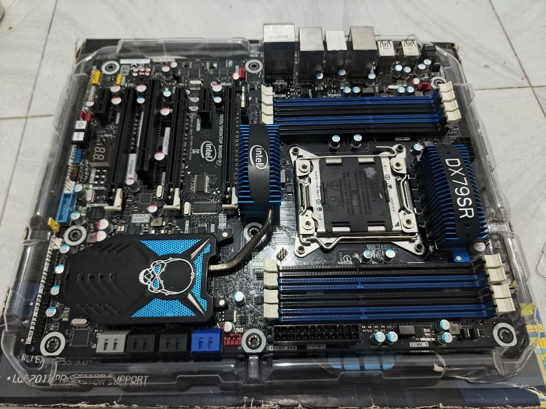 INTEL DX79SR COLLECTIBLE (Category: Computer Parts) located in Caloocan City. Submitted by shawnqt (Listing ID 1453741929, Image 3). Description: 💻 Intel DX79SR Extreme Series 🔹 LGA 2011 / Socket R 🔹 Intel X79 Chipset 🔹 8× DDR3 DIMM slots 🔹 Quad-Channel Memory Support 🔹 PCI Express 3.0 🔹 Supports Intel Core i7 / Xeon LGA2011 CPUs 🔹 Original Intel box included 📦 🔹 Good physical condition 🔹 Rare / collectible Intel Extreme Series motherb