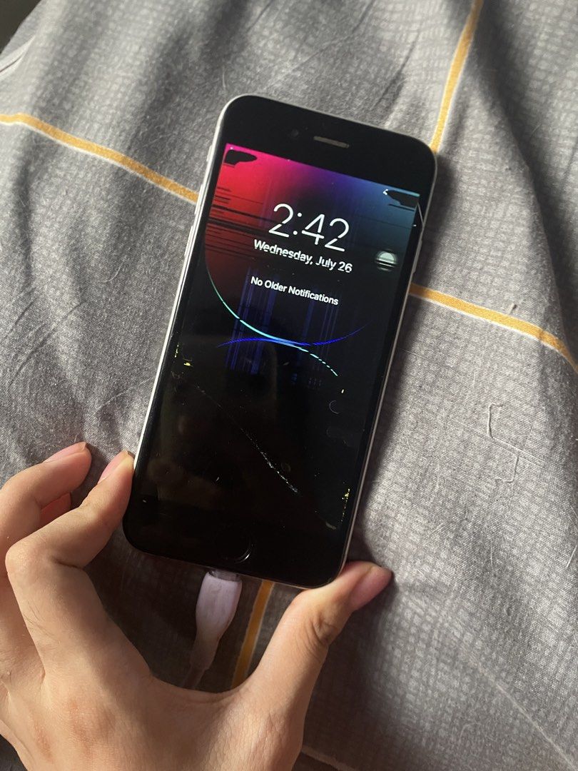 iPhone 6/6s (Defective) (Category: iPhone 6 Series) located in Caloocan City. Submitted by mystchu (Listing ID 1453770143, Image 2). Description: lcd issues touch id issues back cam not working etc selling for parts or if you want to fix it.