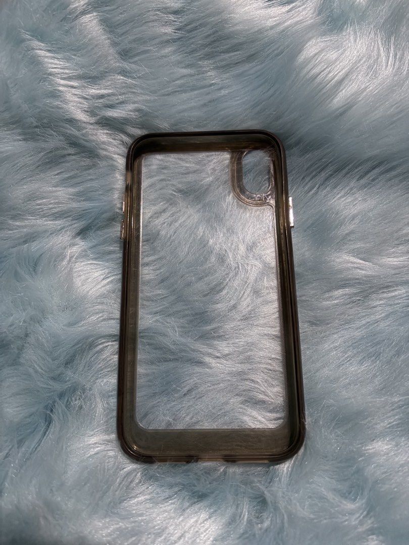 iPhone XR Minimalist Clear Phone Case – Black Edge (Category: Cases & Sleeves) located in Porac. Submitted by cheng.rz (Listing ID 1453716971, Image 2). Description: .