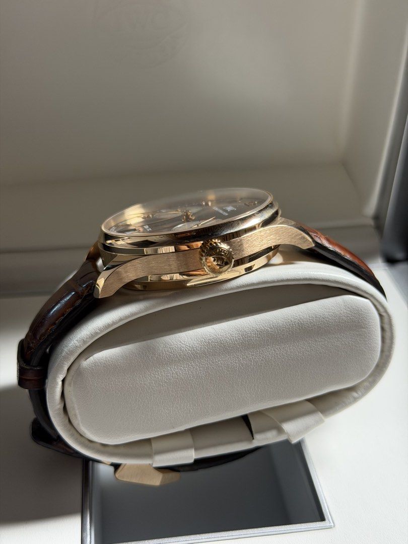 Iwc Portuguese (Category: Luxury Watches) located in Manila. Submitted by LuxuryWatchesPH (Listing ID 1453646975, Image 3). Description: Iwc Portuguese Red gold 50pcs Ref IW5001-22 Box, card, & manual Like new Yr 2015 735.