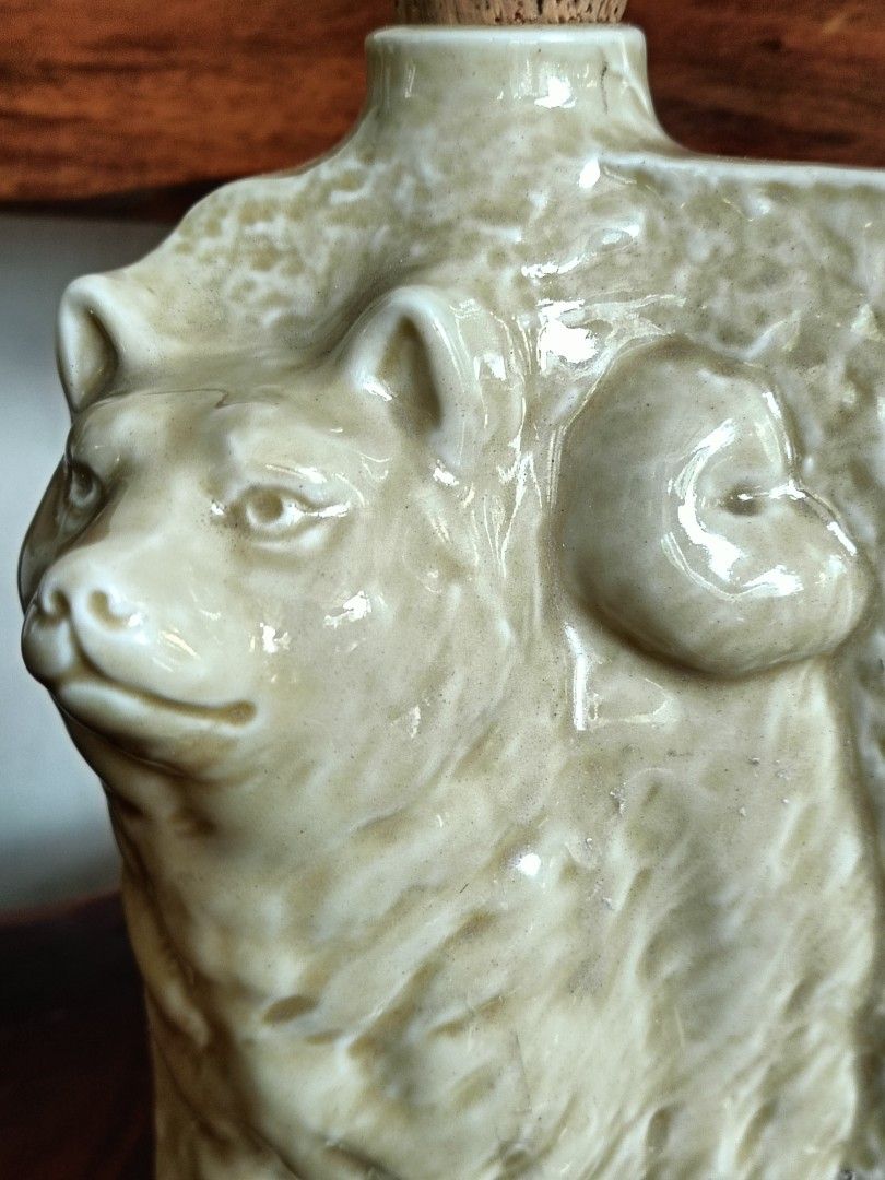 Japanese Kamisugi Sake Loyal Dog Ceramic Decanter, Empty (Category: Pitchers & Dispensers) located in Imus. Submitted by ABrielleC (Listing ID 1453680337, Image 3). Description: Ceramic Material Capacity- 1320mL Height-11in Length-6.5in Width-4.5in Weight-1.1k Japan Surplus Item First to pay Loc Imus Cavite.