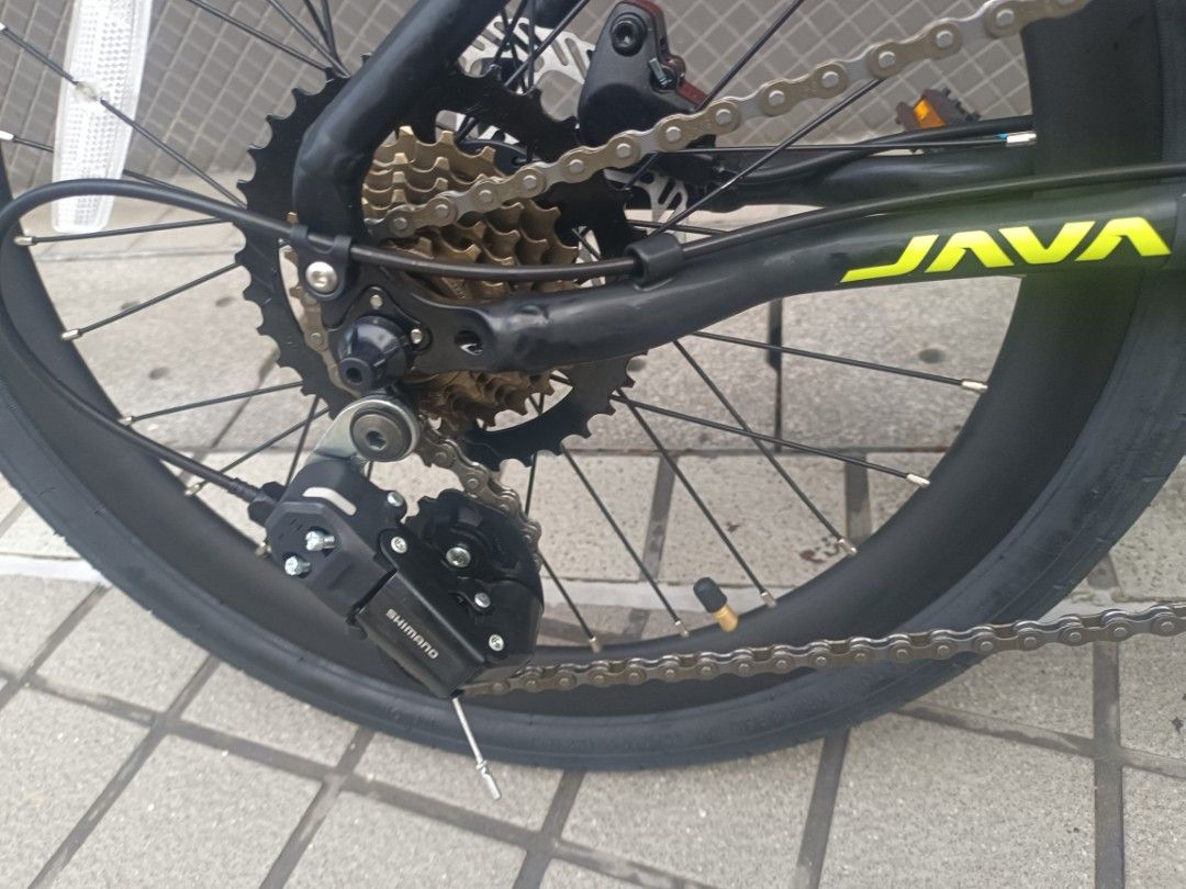 JAVA ECO 7S 406 （分類：單車）位於 Hong Kong。 由 tkobike09943194 提交（商品編號 1453634874，圖片 3）。簡介： 平民版三摺車‼️ JAVA ECO 7S，現有全新現貨🤩 車架享有5年保養期🫡🫡 現時購買即送停車腳😁仲有免費送貨🎉即日落單即日送到‼️ 訂貨及落單專線：94580998 將軍澳單車 📍將軍澳寶康路105-107號 香港單車館公園G51號舖 Shop G51Hong Kong Velodrome, 105 Po Hong Road, Tseung Kwan O （港鐵坑口站B出口 MTR Hang Hau Station Exit B） 將軍澳車單車館單車專門店 有全新摺山地車公路車摺車 出售 全新 單車公路車山地車摺車出售 另有單車出租及單車儲存服務單車倉 #將軍澳單車 #單車倉 #租單車 #摺車 ＃Java #ECO。