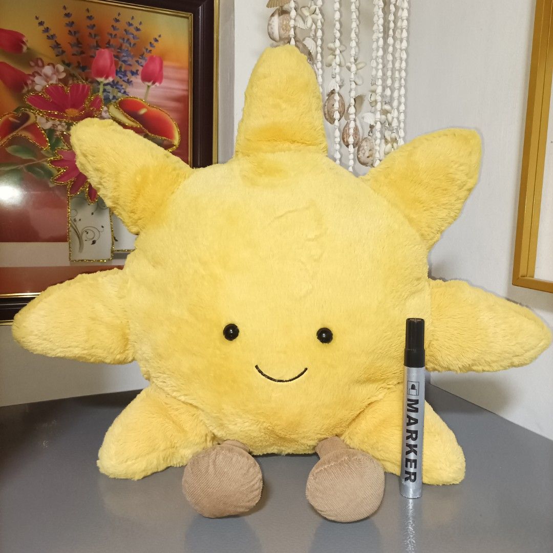 Jellycat Amuseables Sun (Category: Plushies & Soft Toys) located in Mapandan. Submitted by xxrdstffsxx (Listing ID 1453687528, Image 3). Description: .