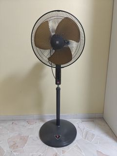 (Category: ) located in . Submitted by eunluis (Listing ID 1453769209, Image 1). Description: .