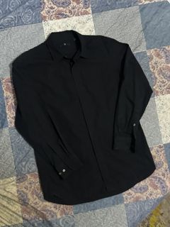 (Category: ) located in . Submitted by nishthrifting (Listing ID 1453785595, Image 1). Description: .