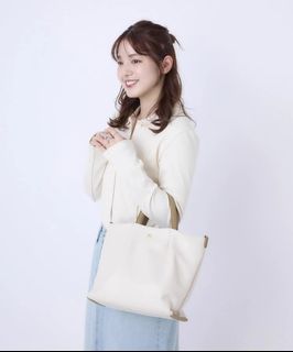 (Category: ) located in . Submitted by hypemattersph (Listing ID 1453646321, Image 1). Description: .