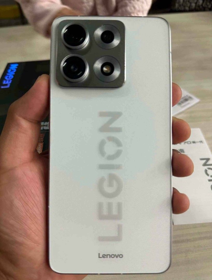 Lenovo Legion Y70 2026 / Android / Cellphone (Category: Android Others) located in Malabon City. Submitted by itsalasman (Listing ID 1453782036, Image 2). Description: 21K FOR SALE Or Swap on other unit pref Z10Turbo+ Add cash nalang kayo overkill pala para sa nilalaro ko 23K swapping do the math nalang sa phone model mo For pick up only dito mismo sa bahay complete Fresh na fresh unit 📍Pasig/Cainta.