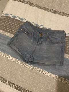 (Category: ) located in . Submitted by rie098 (Listing ID 1453733933, Image 1). Description: .
