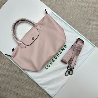 （分類：）位於 。 由 xiaoluxiao-0501 提交（商品編號 1453796284，圖片 1）。簡介： 。