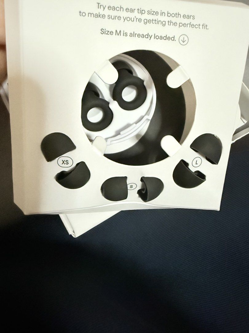 LOOP QUIET 2 (Category: Ear Care) located in Singapore. Submitted by sg0912 (Listing ID 1453807638, Image 2). Description: Brand new but box is OPENED and can’t close ya.