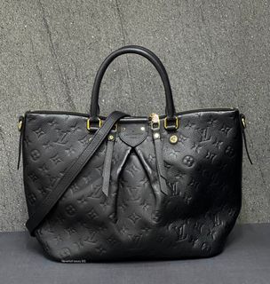 (Category: ) located in . Submitted by neverfull_luxury_sg (Listing ID 1453770443, Image 1). Description: .