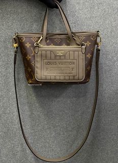 (Category: ) located in . Submitted by neverfull_luxury_sg (Listing ID 1453771883, Image 1). Description: .