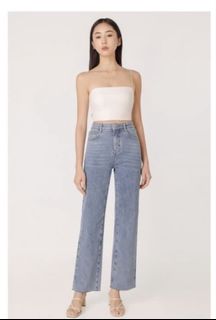 (Category: ) located in . Submitted by jiahuiwardrobe (Listing ID 1453747483, Image 1). Description: .
