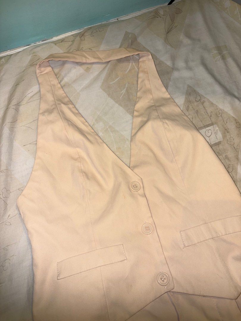 Lovito Beige Vest and Mini Skirt Set Coordinates (Category: Sets or Coordinates) located in Manila. Submitted by daisylooo (Listing ID 1453790443, Image 3). Description: Elegant, almost Smart Casual Set High waisted Skirt .