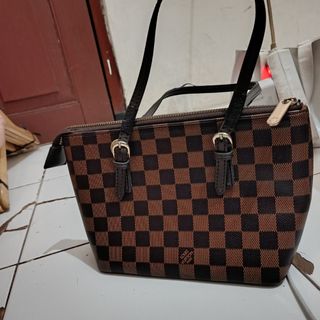 (Kategori: ) berada di . Dikirim oleh vinadeborah (ID iklan 1453633707, Gambar 1). Deskripsi: .